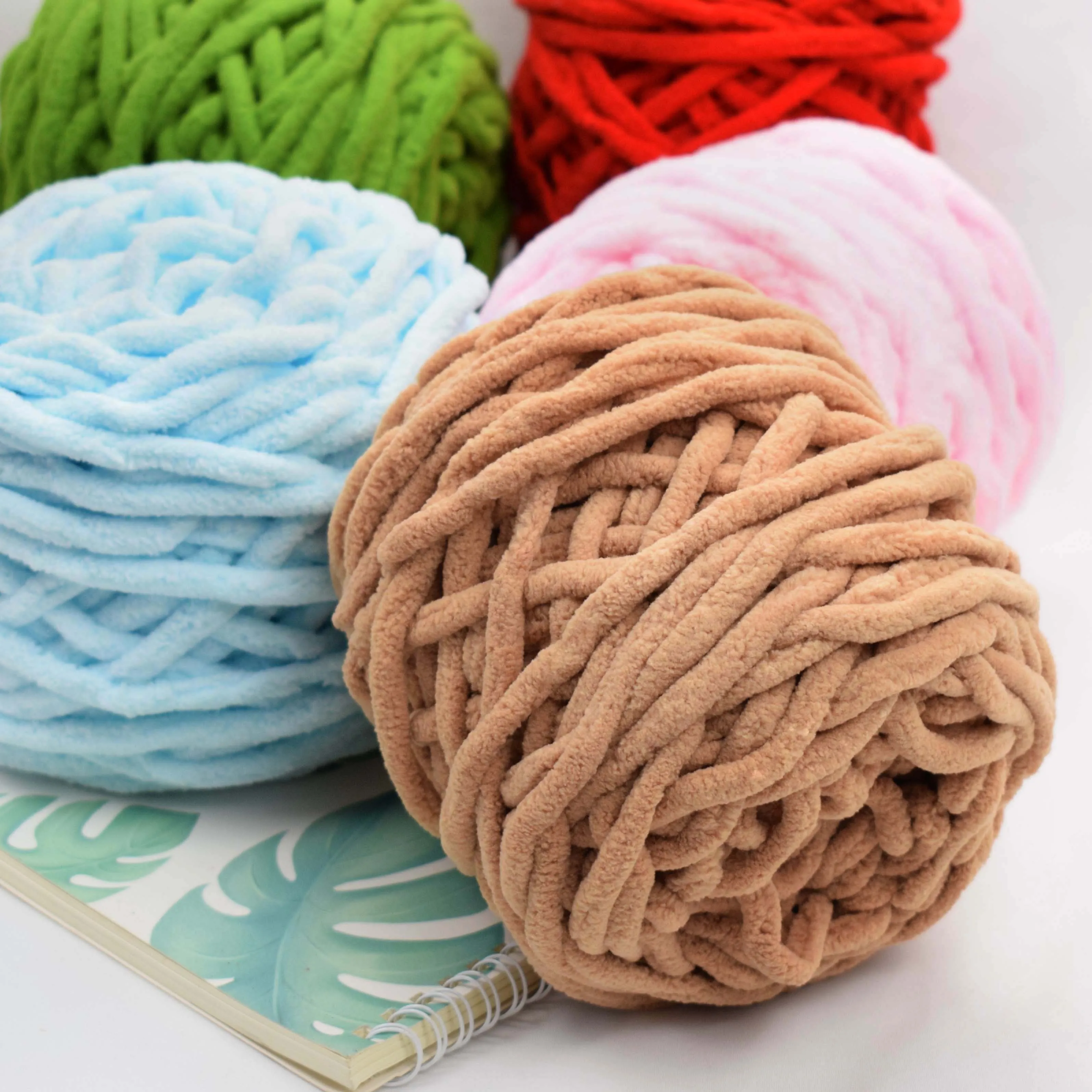 Soft wool yarn