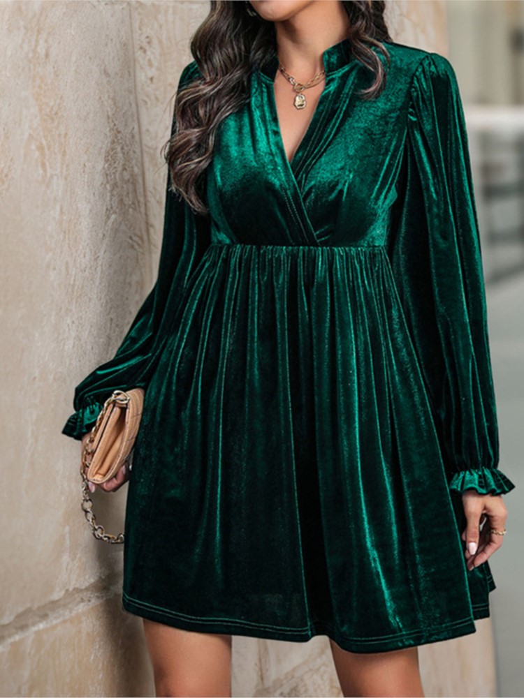 Simple V-neck dress