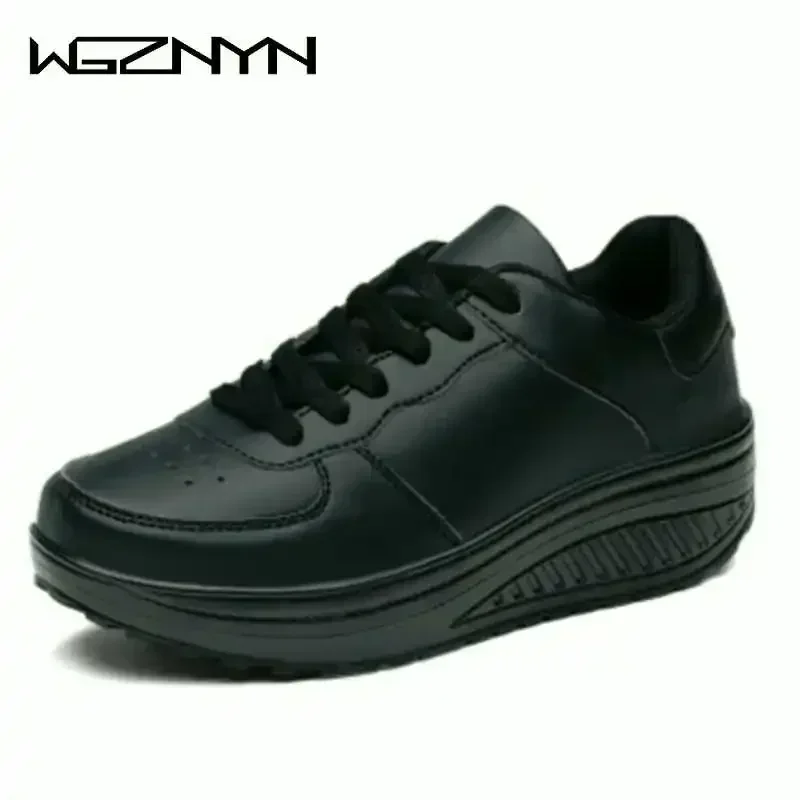 Tenis femenino impermeable con plataforma